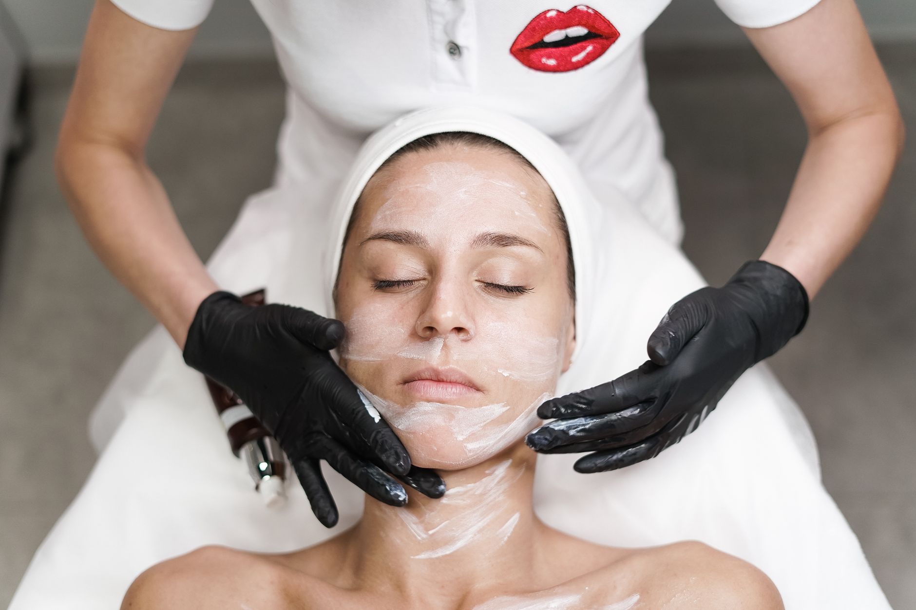 Tratamiento facial profesional en Espacio Mujer
